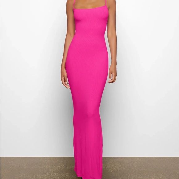 Skims soft lounge Hot Pink Slim Maxi Dress - Picture 2 of 9